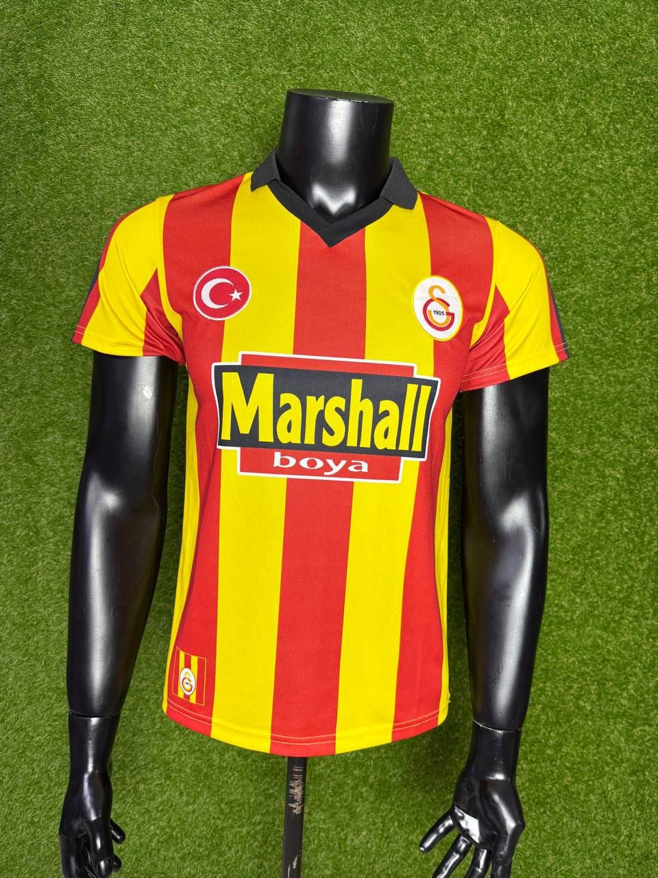 Galatasaray 1999/2000 Sarı-Kırmızı Parçalı Retro Forma