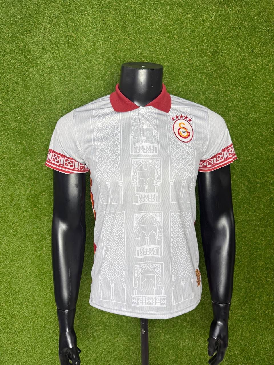 Tarihi Motifli Galatasaray Forması