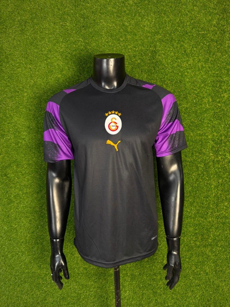 Galatasaray 26/27 Sezonu Siyah-Mor Antrenman Forması
