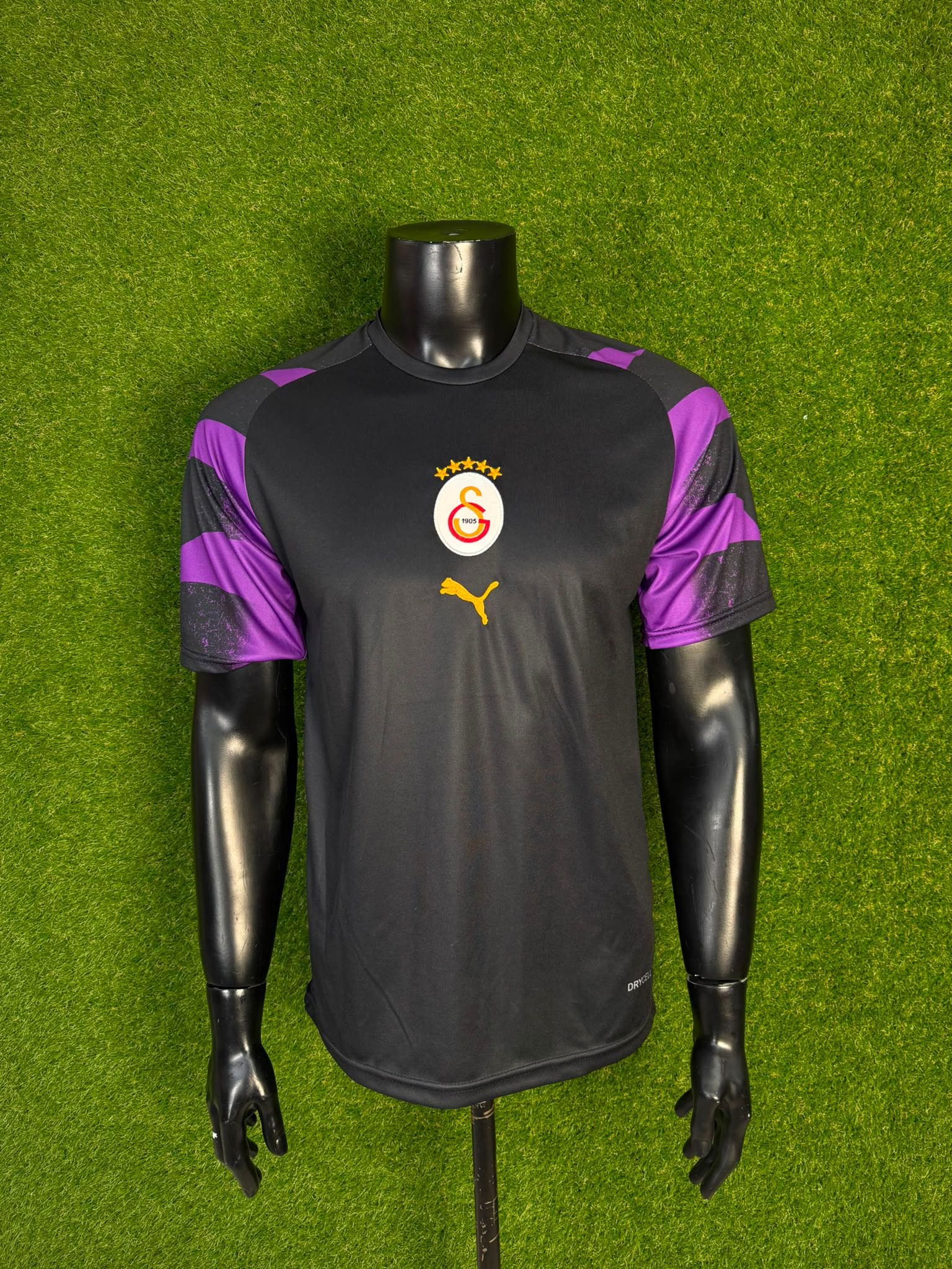 Galatasaray 26/27 Sezonu Siyah-Mor Antrenman Forması